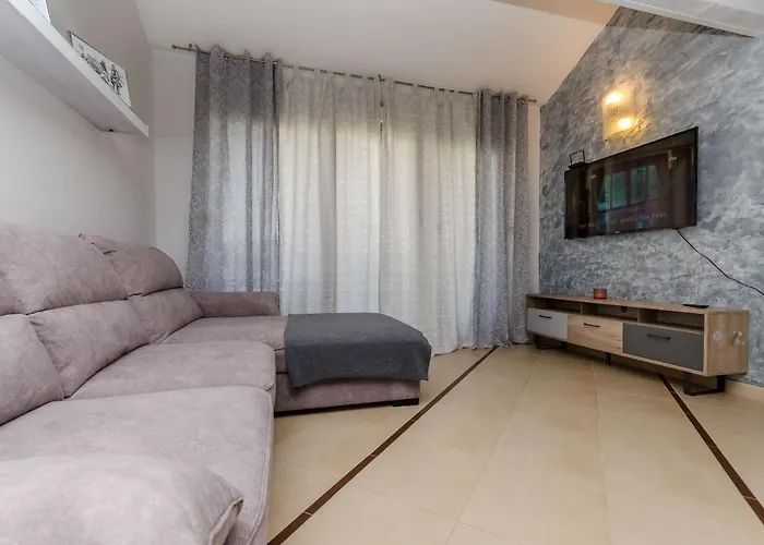 Apartment Dora